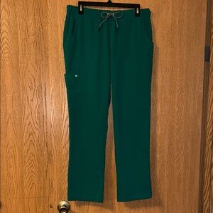 Koi women’s straight leg scrub Pants size MP green
